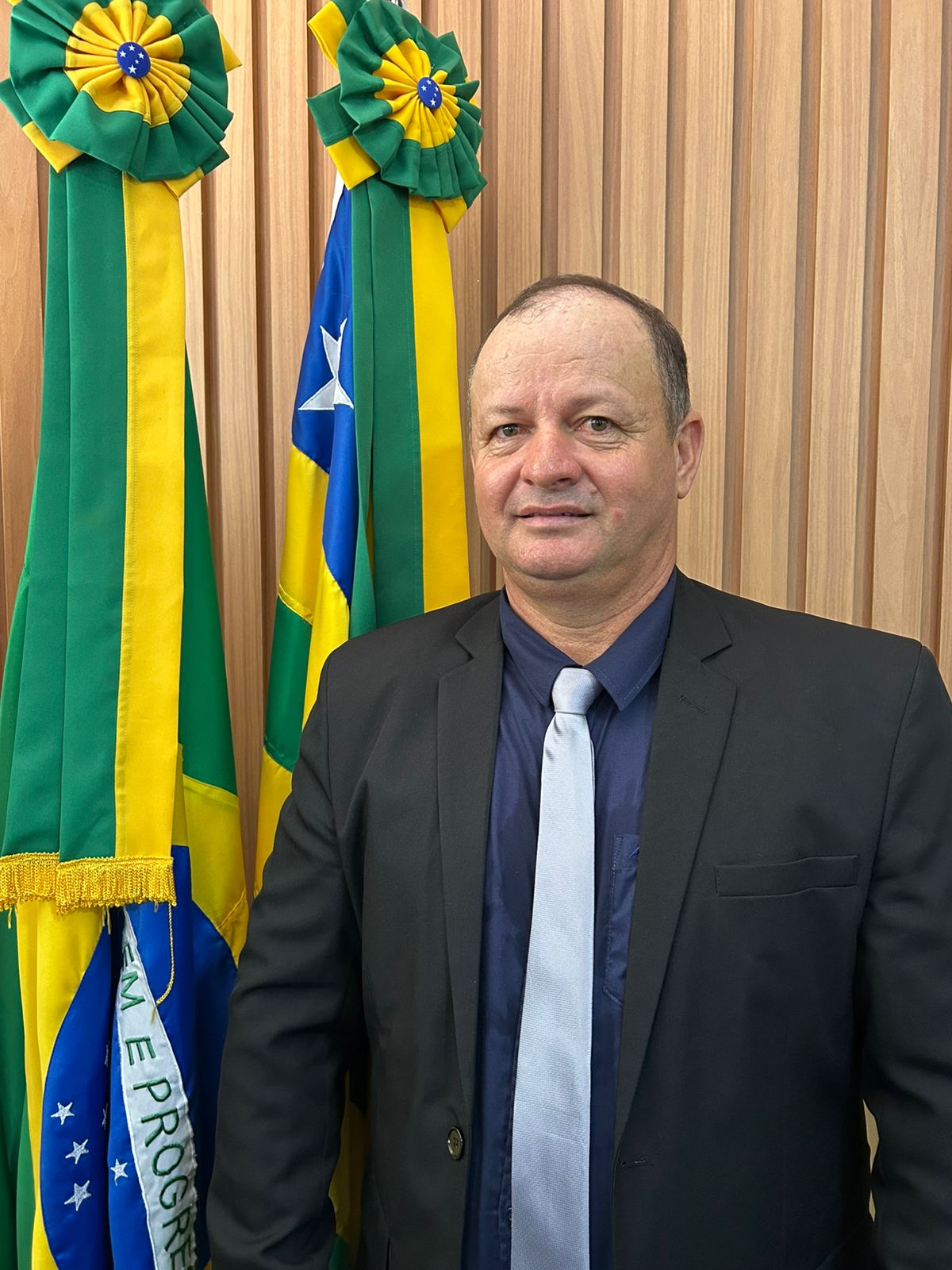 Emival Barros Ferreira